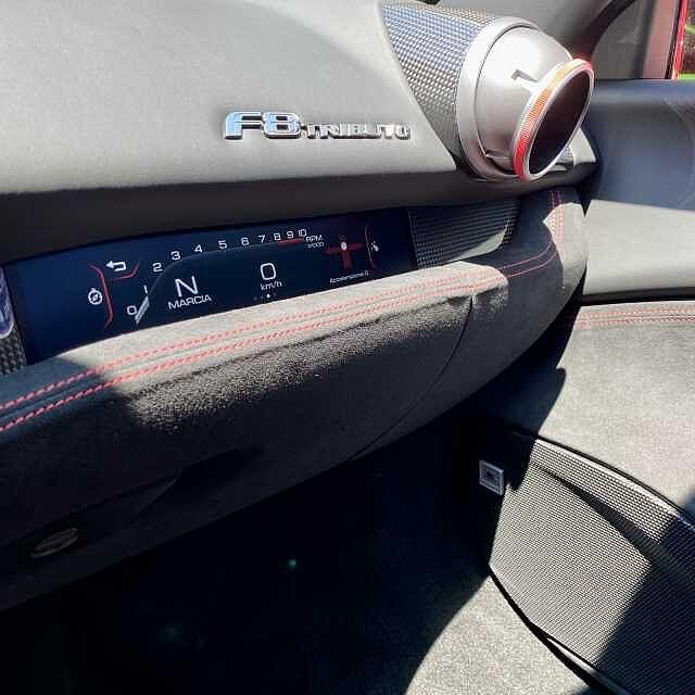 Ferrari F8 Tributo LIFT+CARBO+SEDILI CARBO