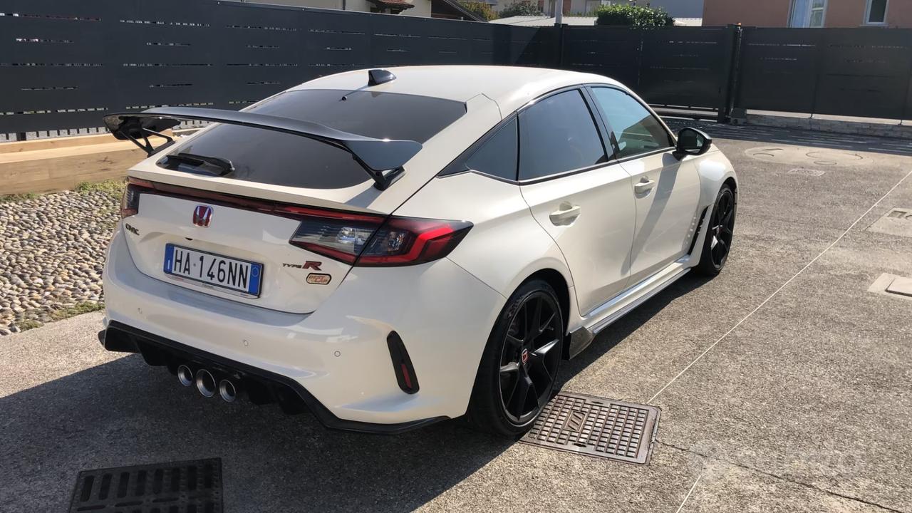 Type-r best lap