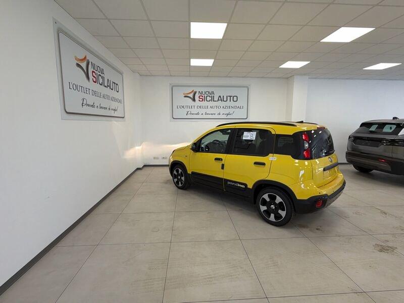 FIAT Pandina 1.0 65cv Hybrid Cross