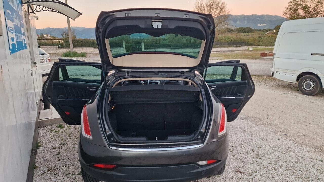 Lancia Delta 1.6 MJT