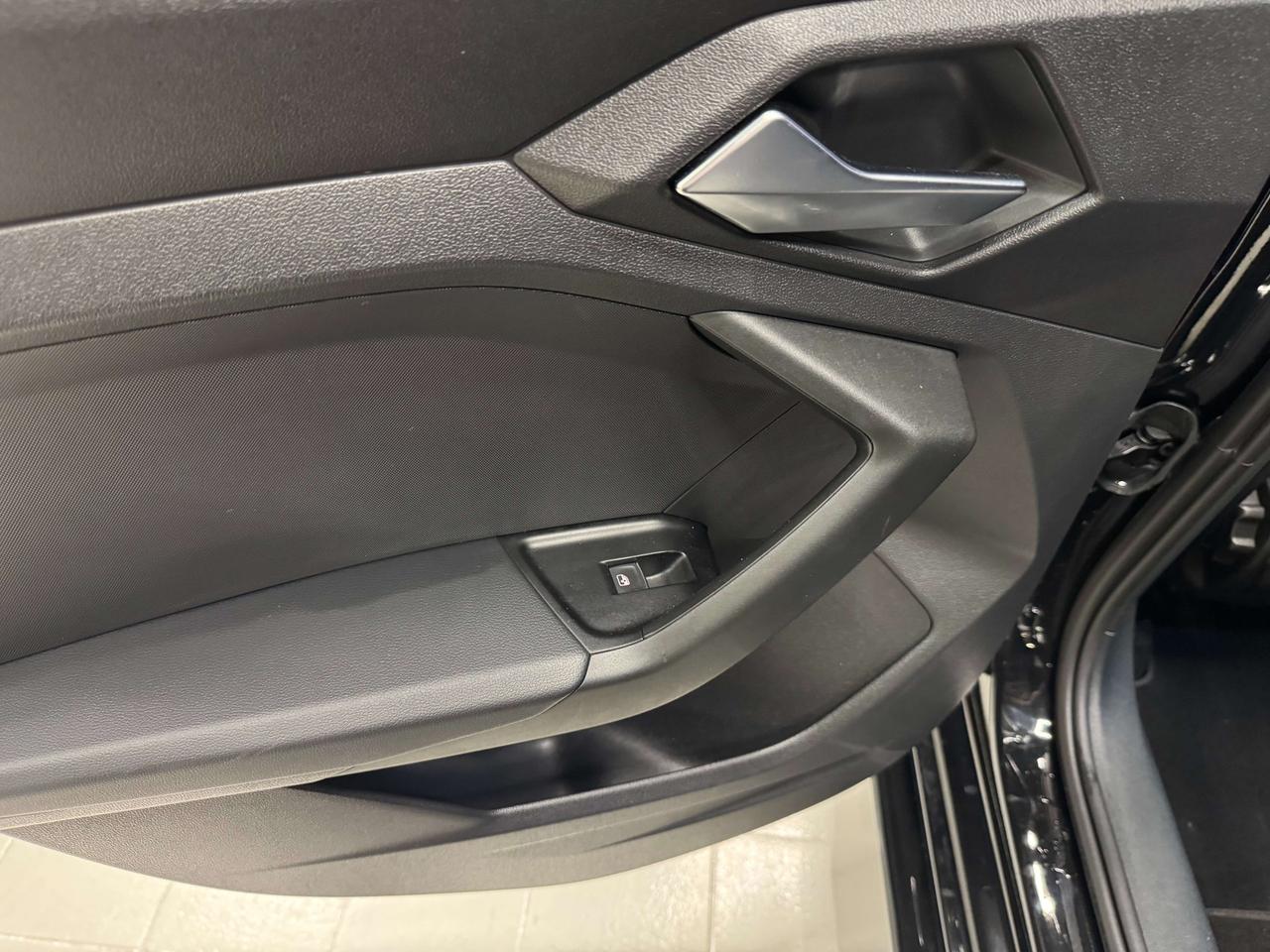 Audi A1 A1 Sportback 30 1.0 tfsi Identity Black 116cv s-tronic