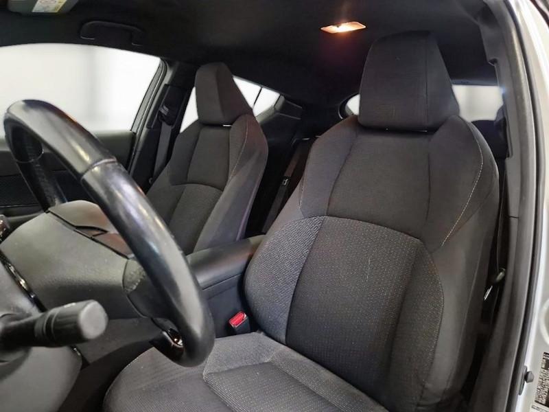 TOYOTA C-HR 1.8H 98CV E-CVT Business
