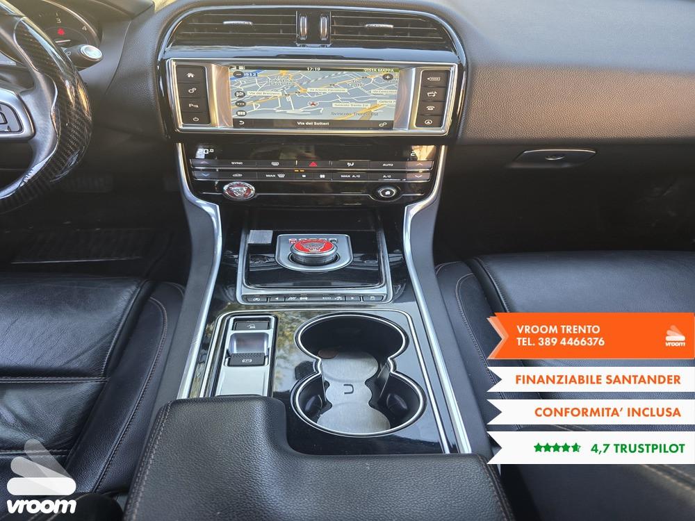 JAGUAR XE (X760) XE 2.0 D Turbo 180CV...
