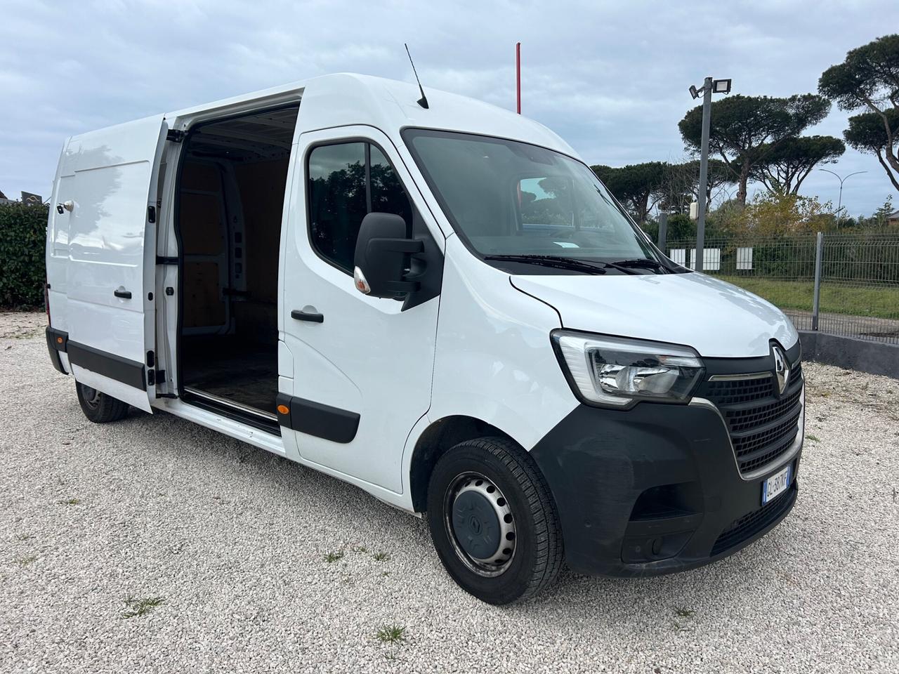 Renault Master T35 2.3 dCi 135 PL Cabinato Ice