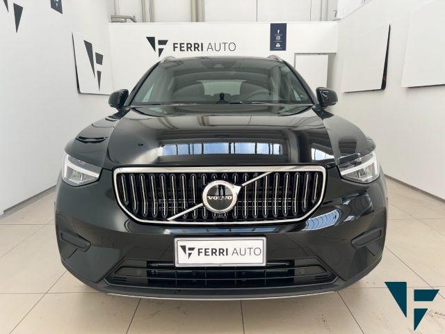 VOLVO XC40 T4 Recharge Core Bright