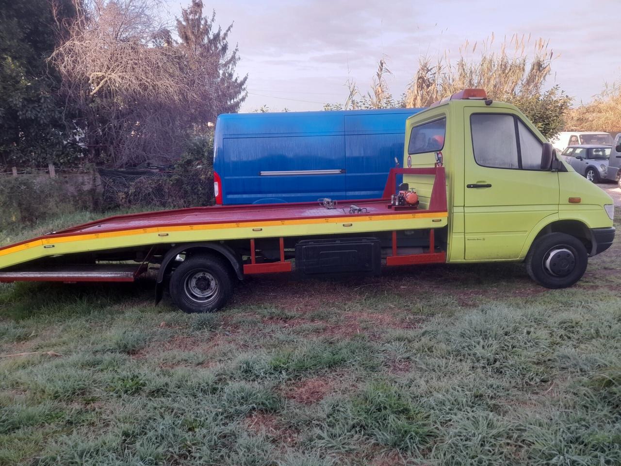 Mercedes-benz sprinter 2.9cc permuto con auto