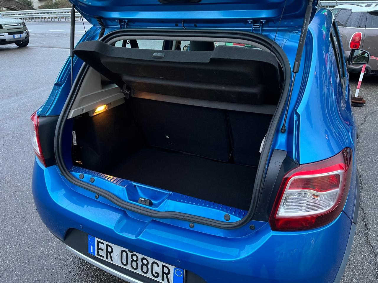 SANDERO STEPWAY - NEOPATENTATI