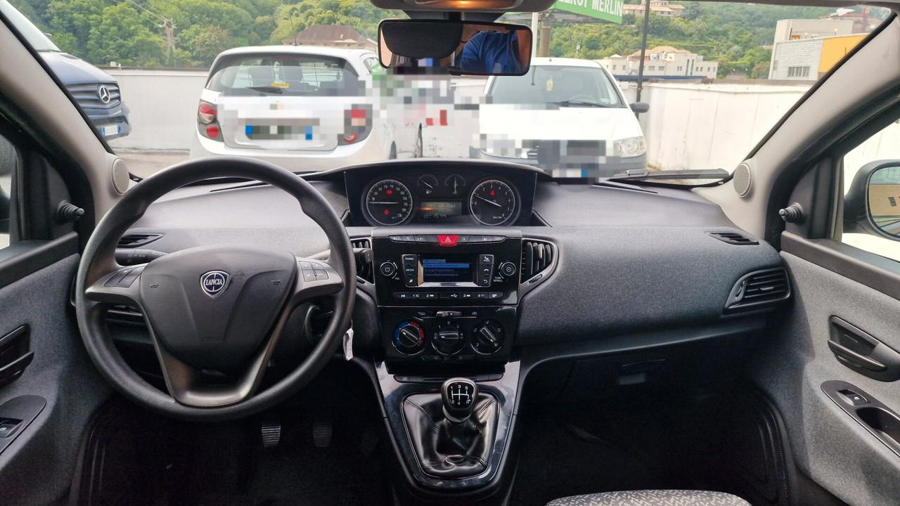 Lancia Ypsilon 1.2 69 CV 5 porte Platinum