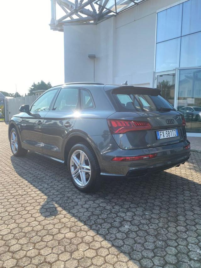 AUDI Q5 40 TDI quattro S tronic S line plus