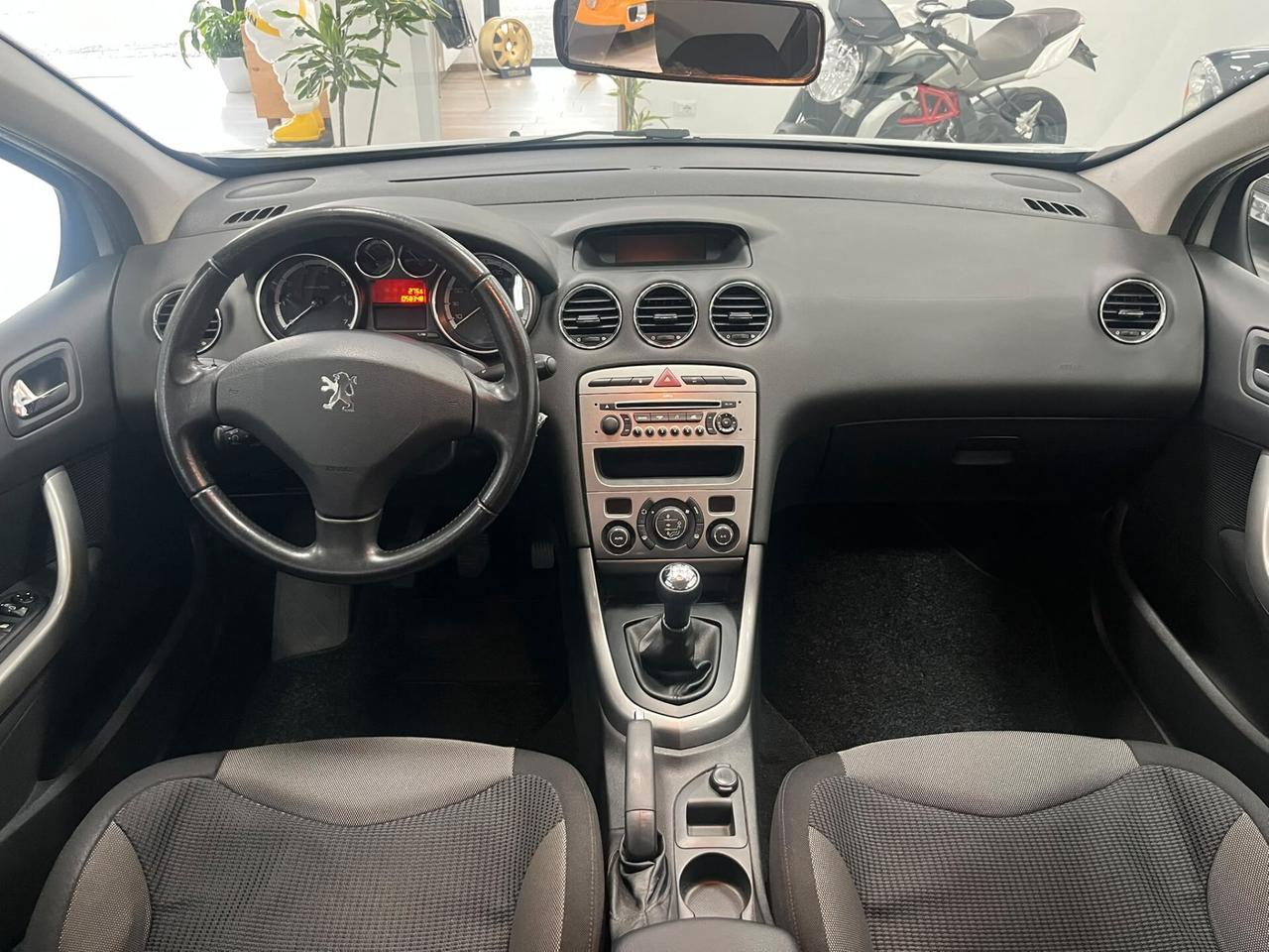 Peugeot 308 5p 1.6 16v