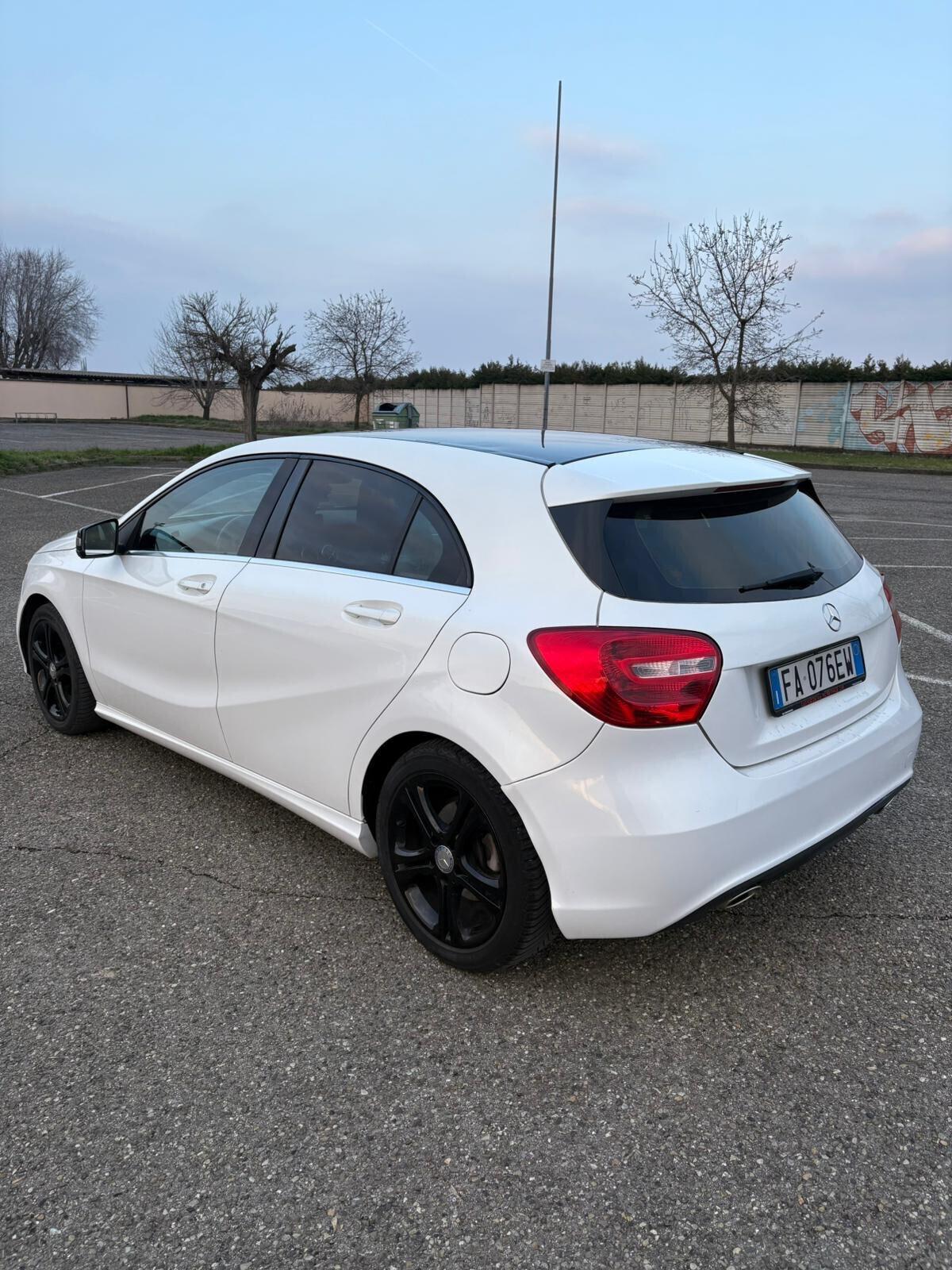 Mercedes-benz A 180 CDI Automatic Dark Night Edition