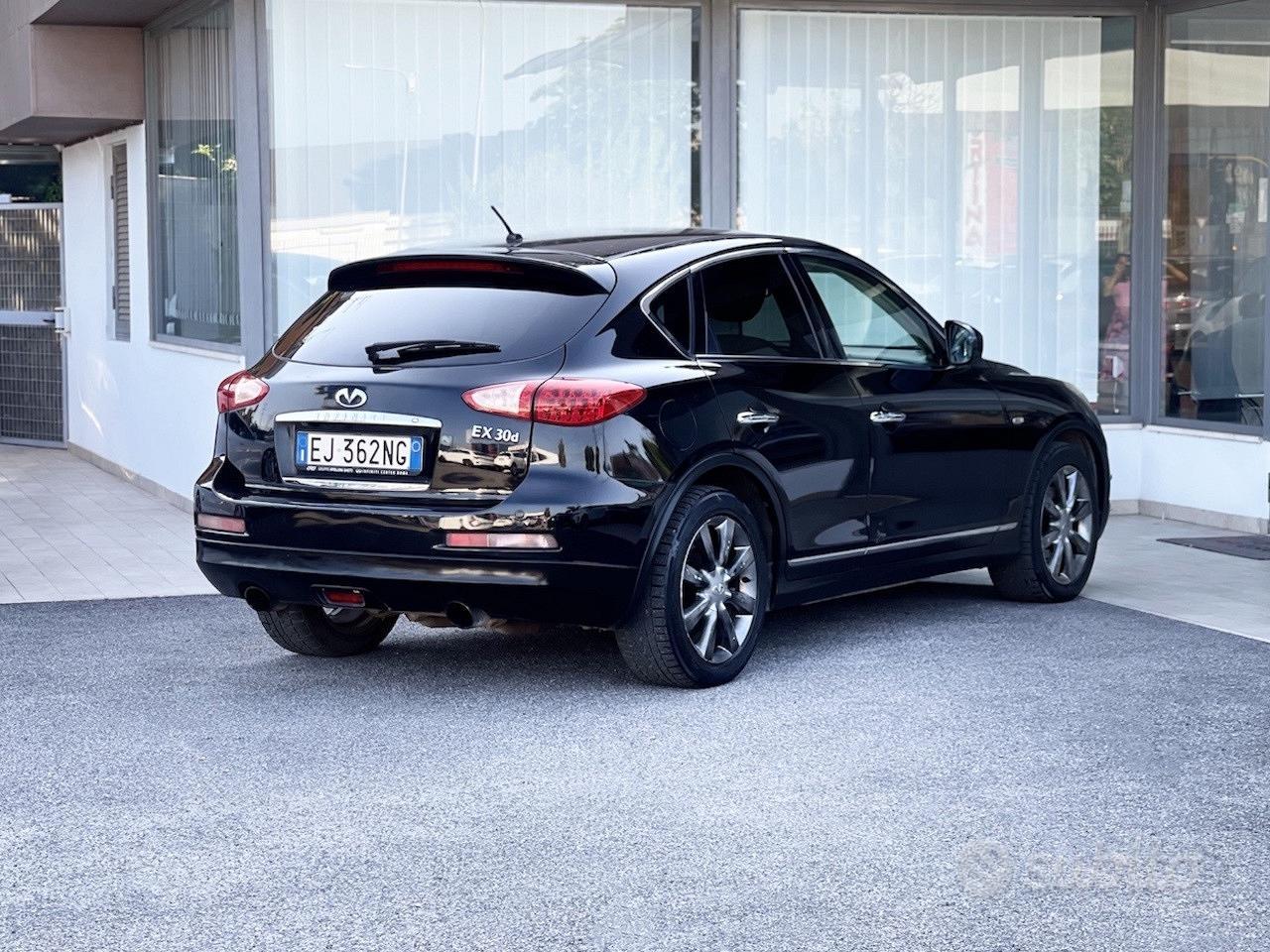 Infiniti QX50 (EX) 3.0 Diesel 238CV E5 - 2011