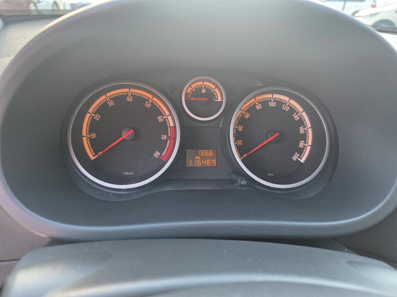 Opel Corsa 1.2 5 porte Enjoy