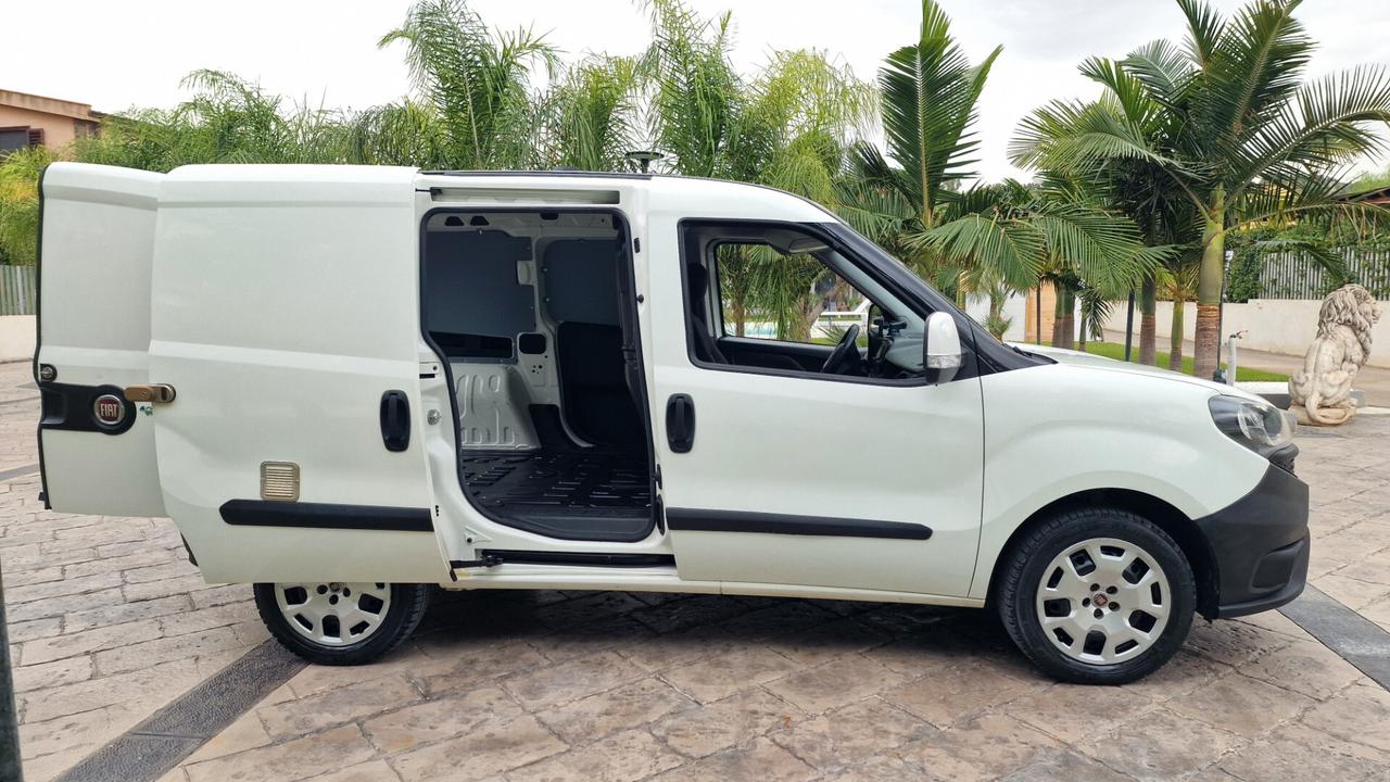 Fiat Doblò 1.4 benzina metano 120CV FULL OPTIONAL