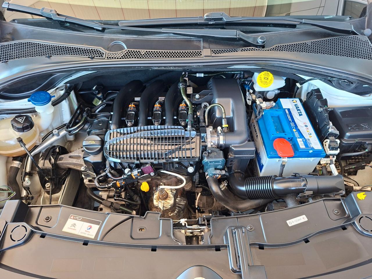 Citroen C3 PureTech 82 Shine Distribuzione eseguita