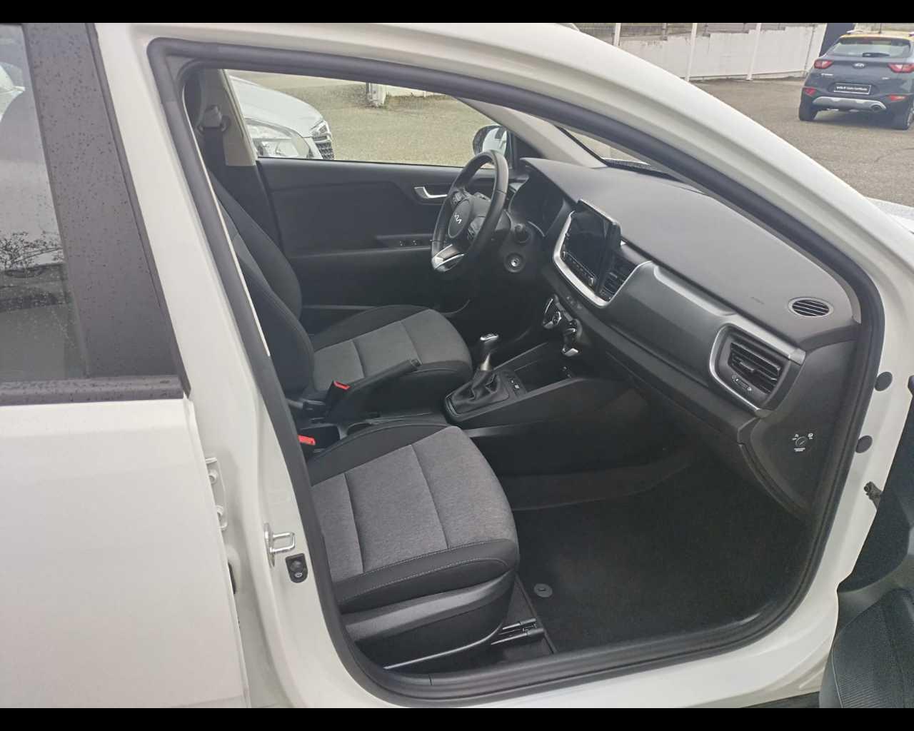 KIA Stonic - Stonic 1.0 t-gdi mhev Urban Techno&Design Pack 100c