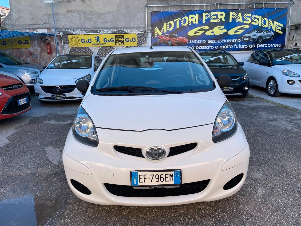 Toyota Aygo 1.0 12V VVT-i 5 porte Sol Connect