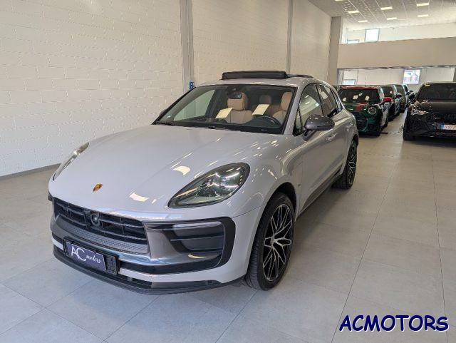 PORSCHE Macan 2.0 T