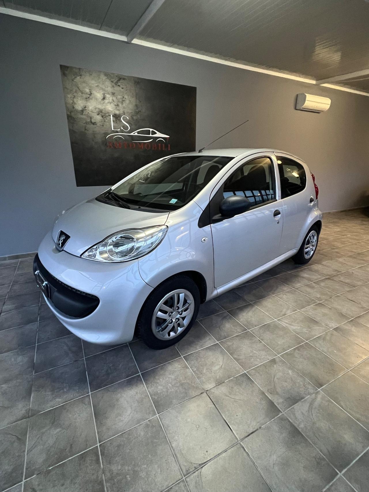 Peugeot 107 1.0 68CV 5p. Desir