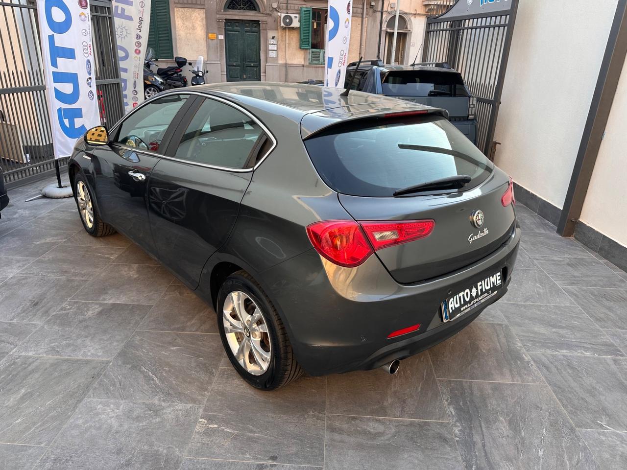 Alfa Romeo Giulietta 2.0 JTDm-2 140 CV Distinctive