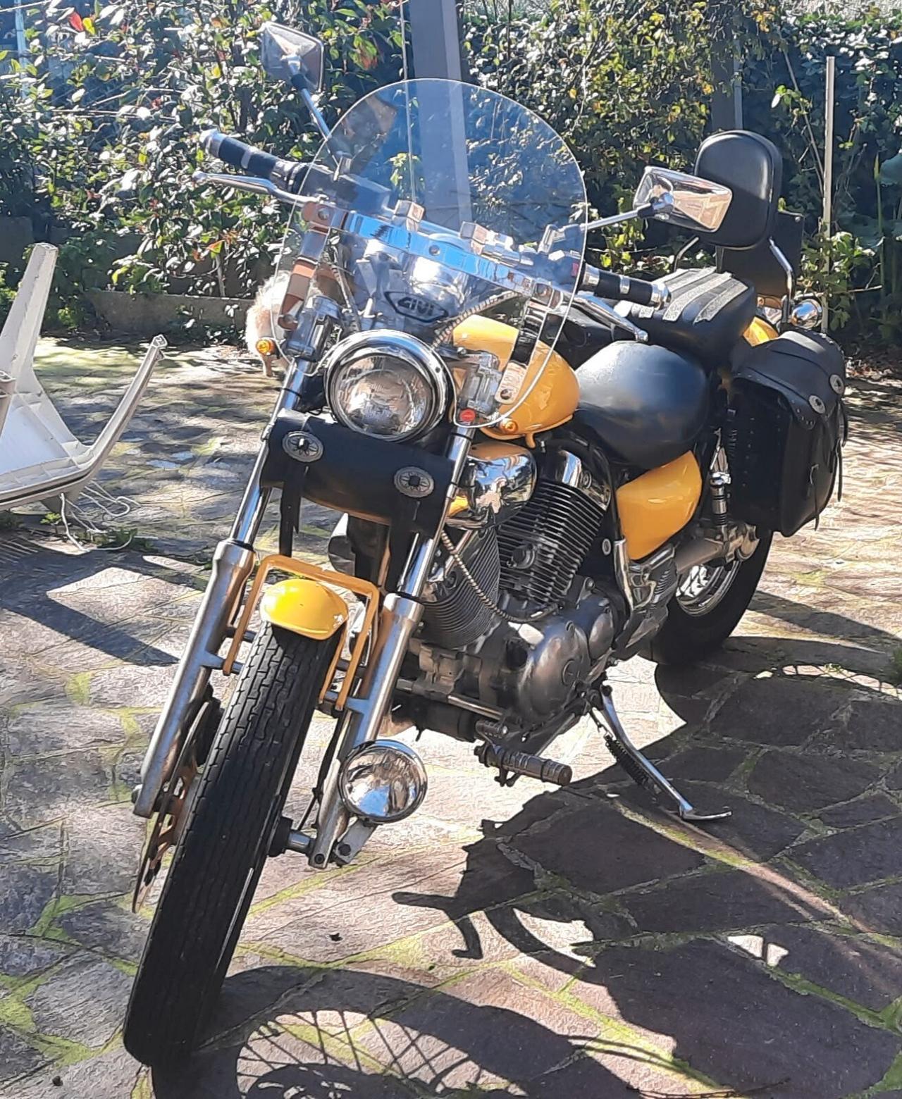 Yamaha XV 535
