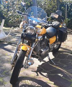 Yamaha XV 535