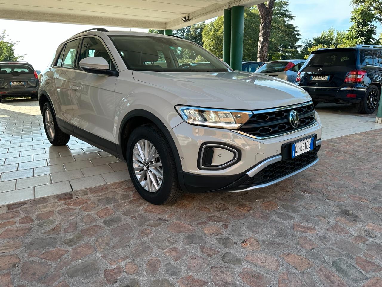 Volkswagen T-Roc 1.0 TSI Life