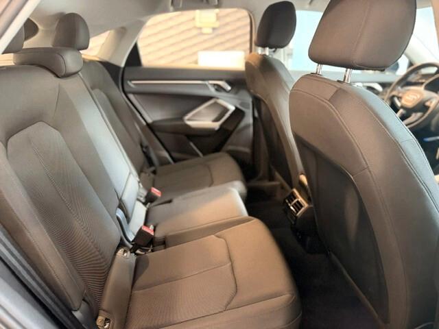 Audi Q3 SPB 35 TDI quattro Business Plus