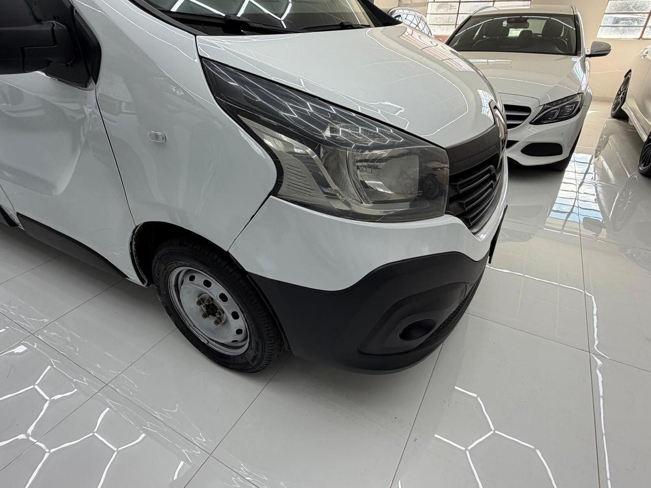 Renault Trafic 1.6 121CV -Diesel-Furgone