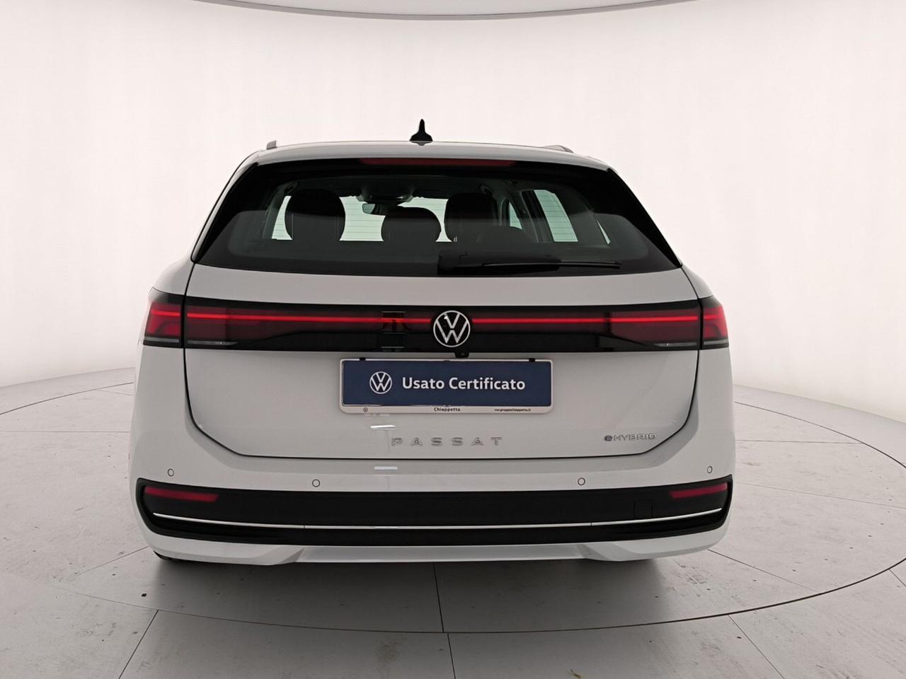 Volkswagen Passat 1.5 tsi ehybrid business 204cv dsg