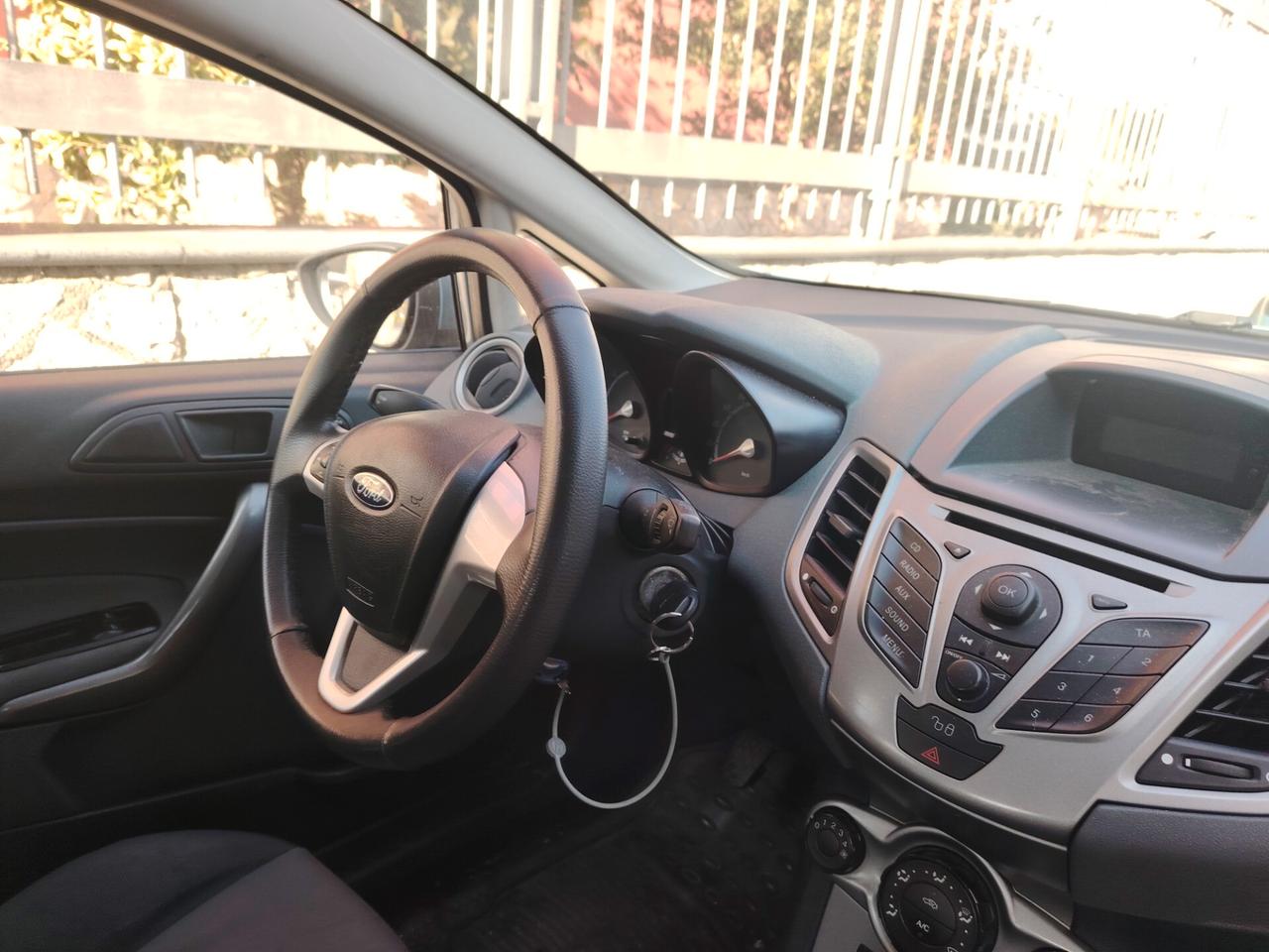 Ford Fiesta Fiesta+ 1.4 5 porte Bz.- GPL