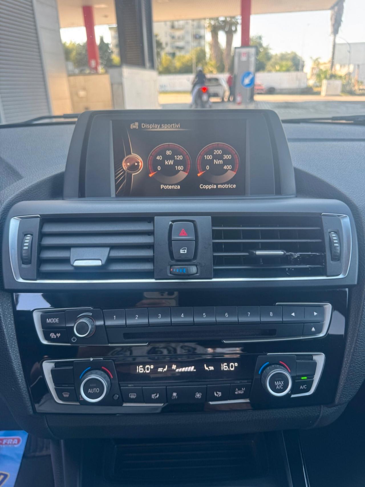 Bmw 118d 5p. Sport Automatico