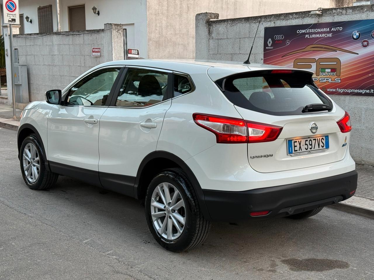 Nissan Qashqai 1.5 dCi Tekna *BIANCO PERLA - 2015
