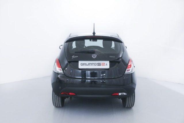 LANCIA Ypsilon 1.0 FireFly 5 porte S&S Hybrid Silver NEOPATENTATI