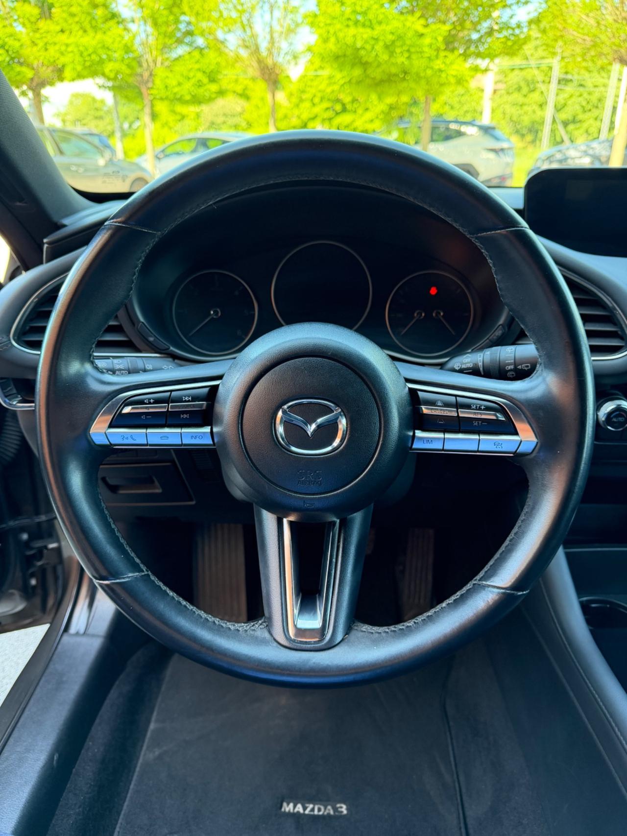 Mazda 3 1.8L Skyactiv-D Exclusive