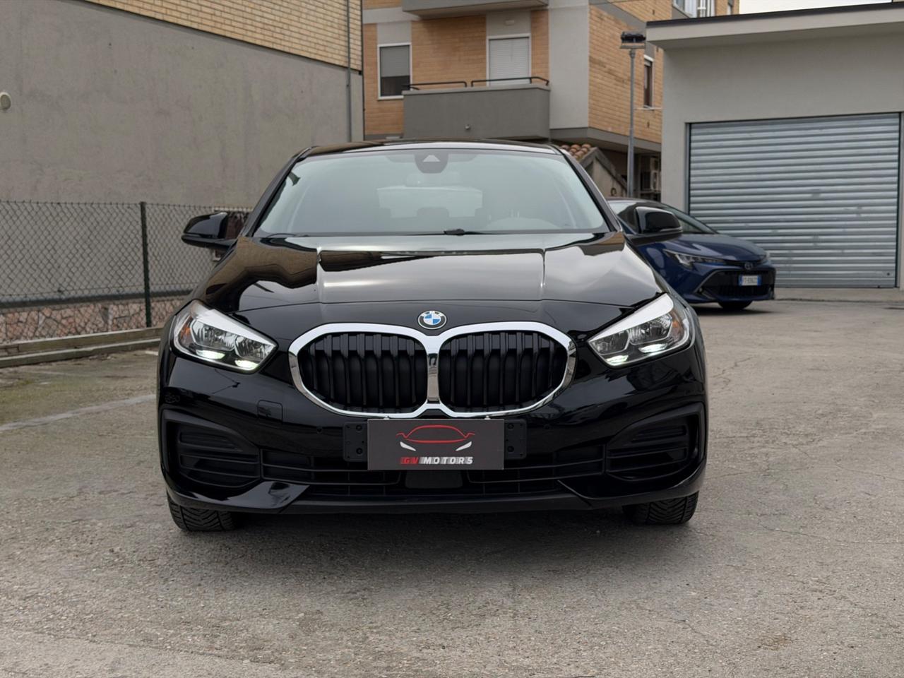 Bmw 118i 5p. Sport F40