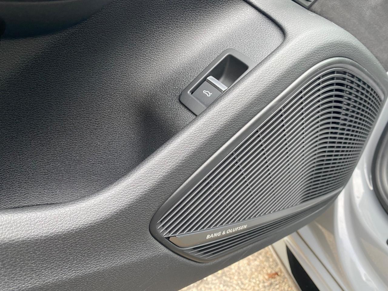 Audi A4 RS 4 Avant 2.9 TFSI quattro tiptronic