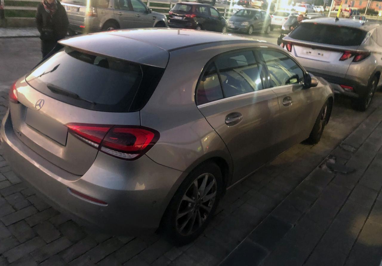 Mercedes-benz A 180 A 180 d Automatic Sport