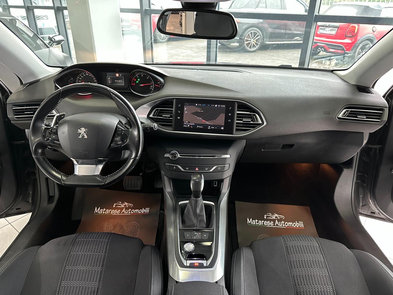 Peugeot 308 1.5 131cv CarPlay SensoriTelecamera Finanziabile