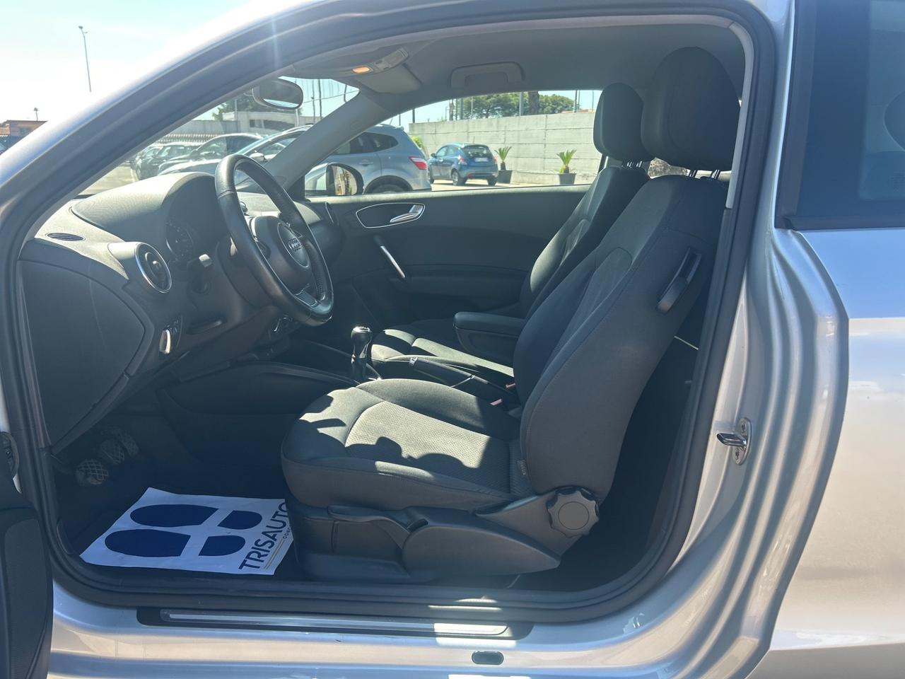 Audi A1 1.6Tdi Ambition PERFETTA