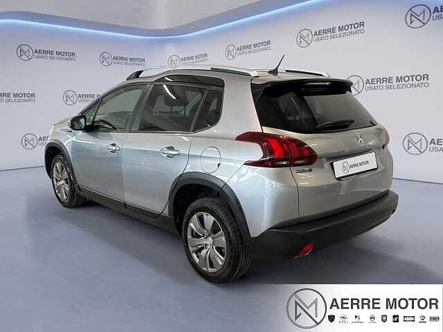 Peugeot 2008 1.5 BlueHDi 100 CV Signature