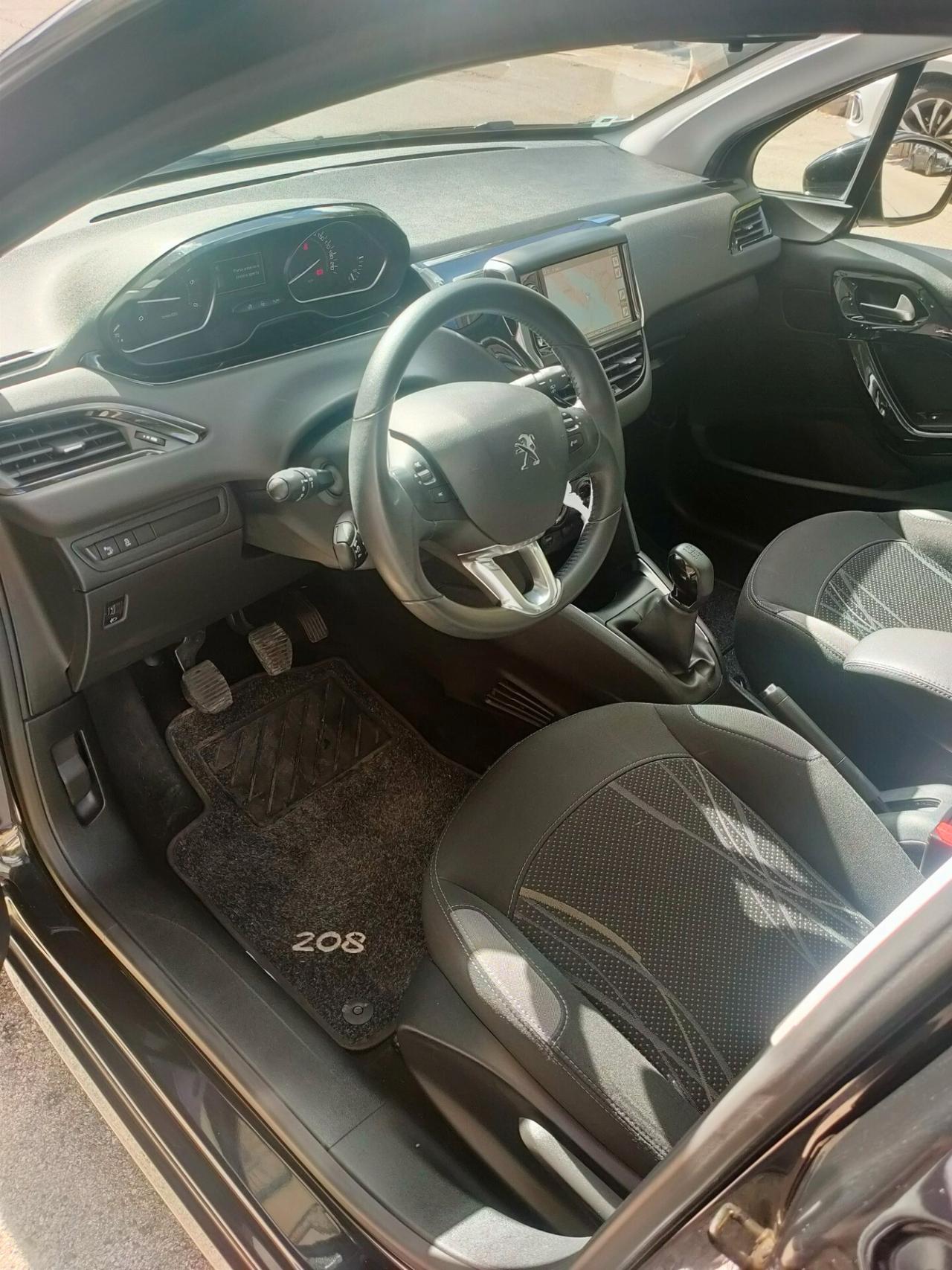 Peugeot 208 1.4 HDi 68 CV 5 porte Active