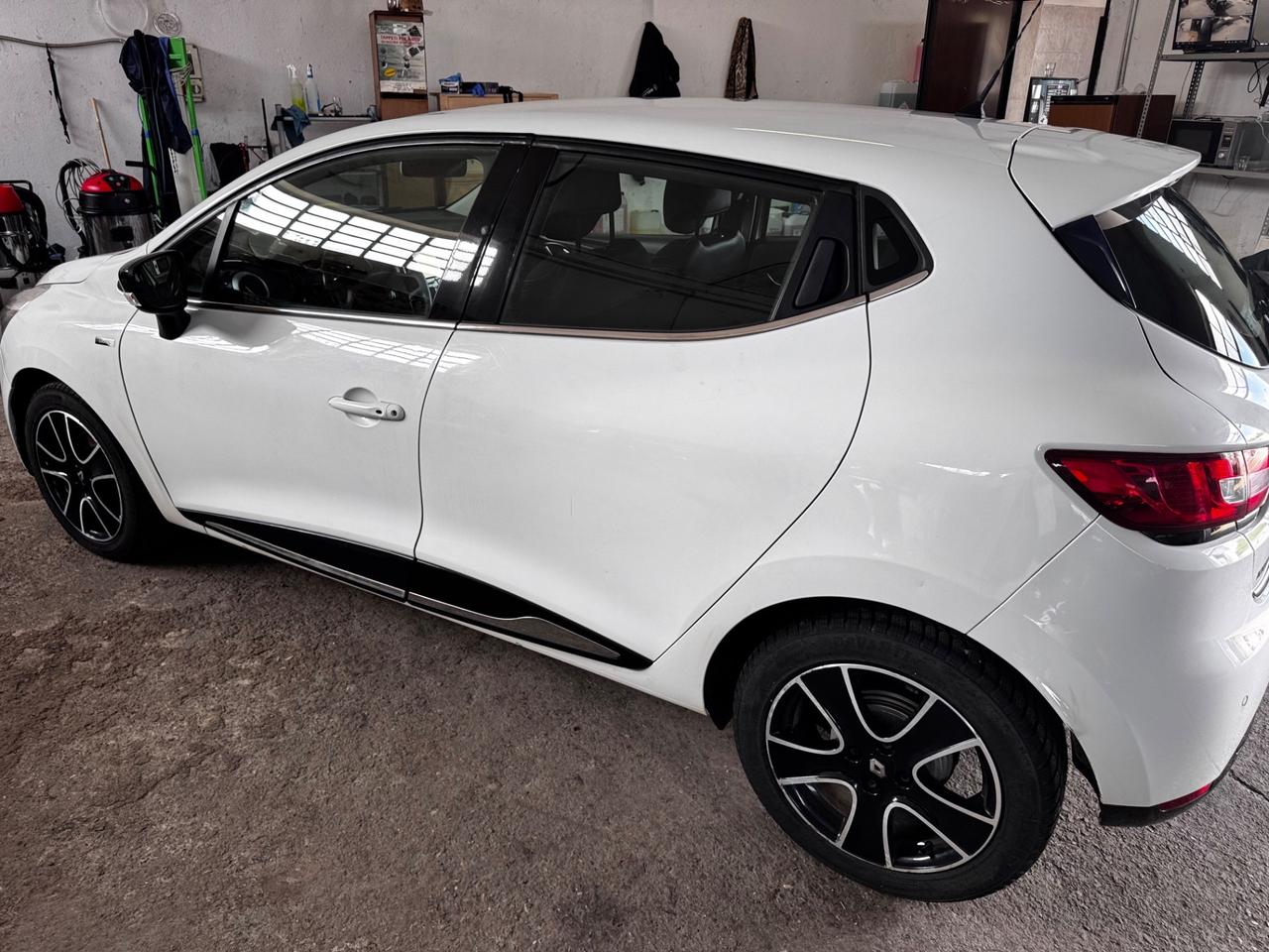 Renault Clio TCe 12V 90 CV neopatentati