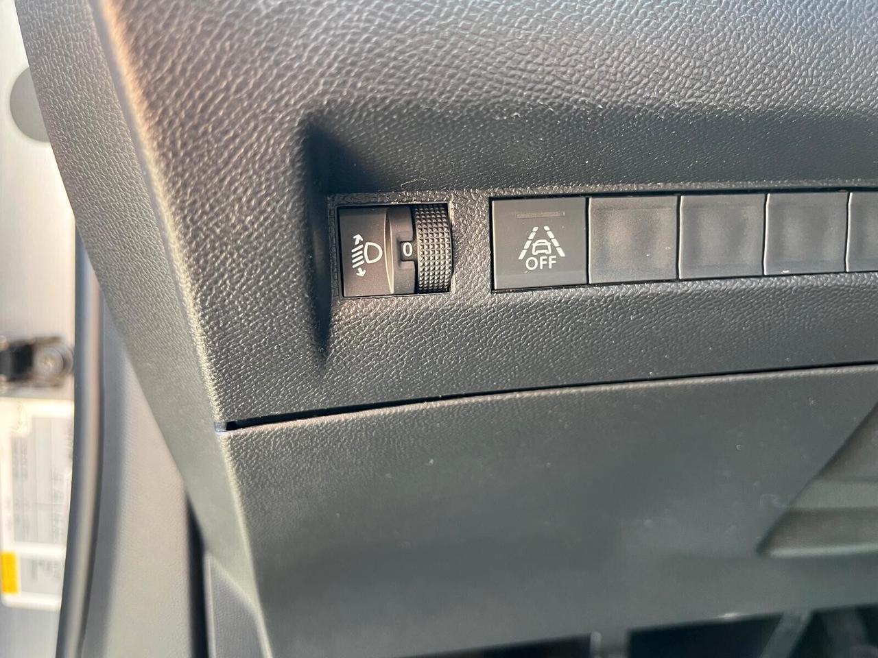 Peugeot 2008 BlueHDi 100 S&S Allure