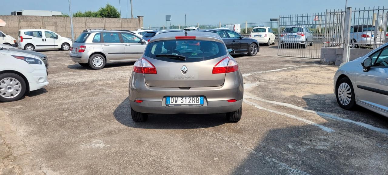 Renault Megane Mégane 1.5 dCi 110CV Dynamique