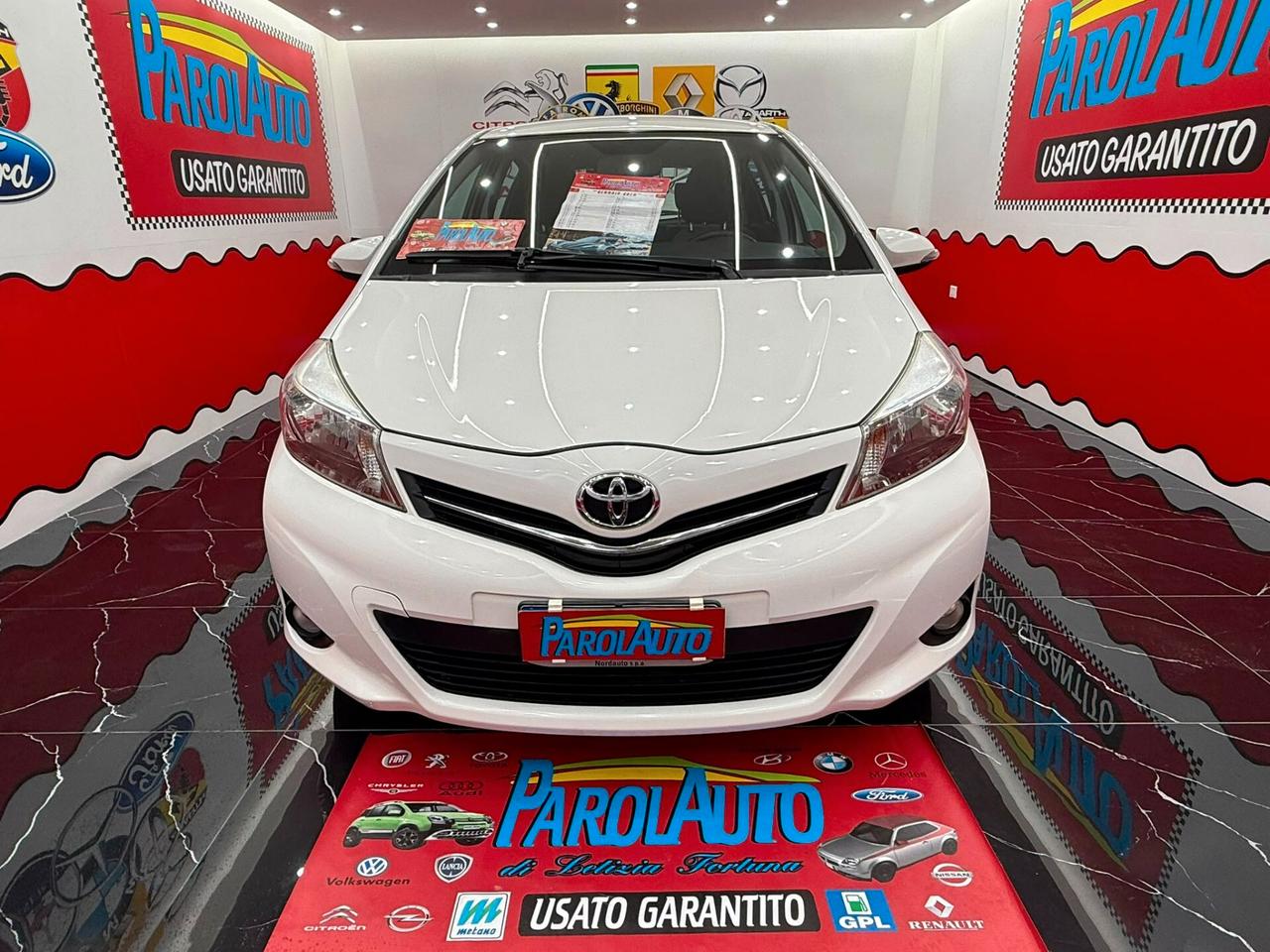 Toyota Yaris 1.4 D-4D 90cv Lounge - 2012