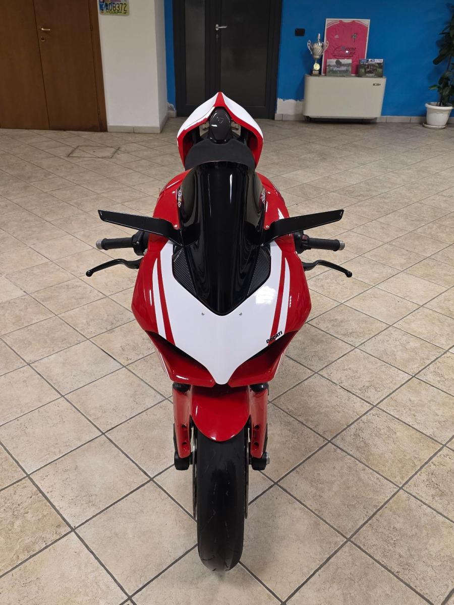 DUCATI PANIGALE V4 CON SCARICO DESMO OK