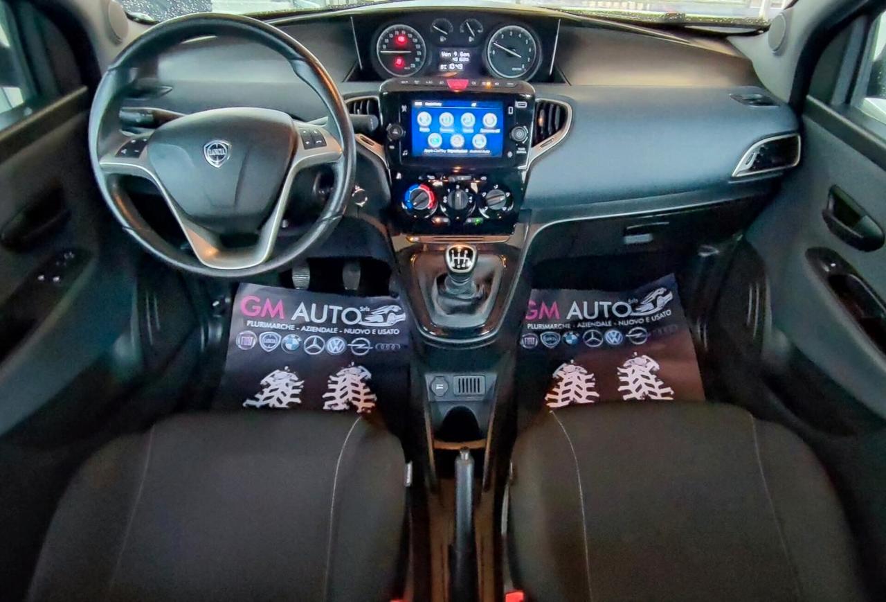 Lancia Ypsilon 1.0 5 porte Hybrid Gold 2023