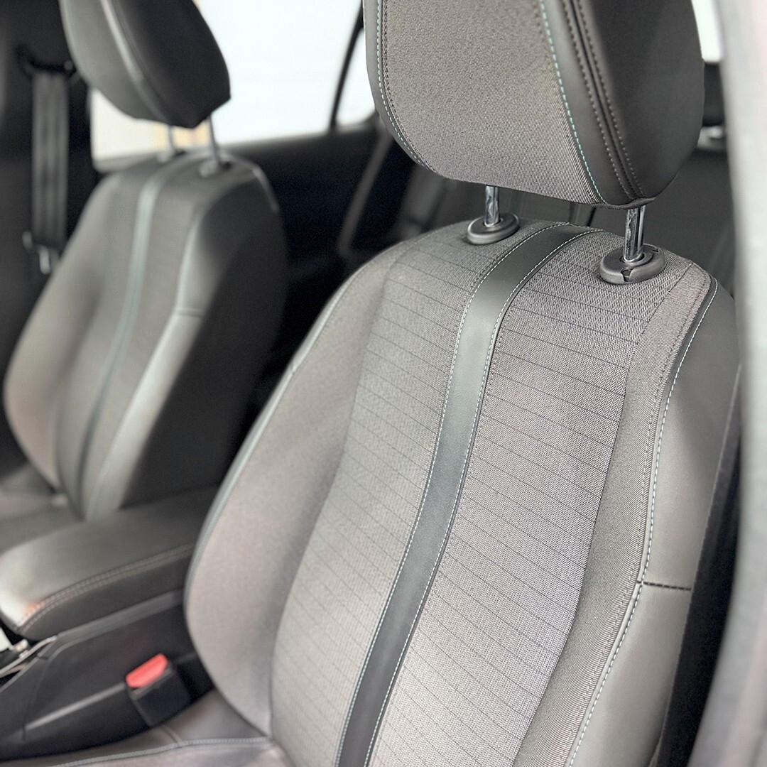 Peugeot 208 PureTech 100 Stop&Start EAT8 5 porte Allure