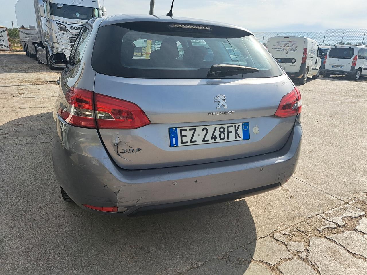 Peugeot 308 1.6 HDI - 2015 SW